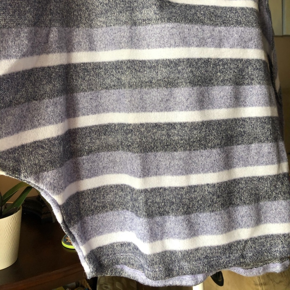 Brushed Boat Neck Dolman Sleeve Blue Stripe Top! - Picture 15 of 16